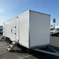 Toilettes mobiles à installation instantanée : unités portables de style conteneur haut de gamme pour les événements en plein air et les chantiers
