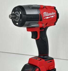 <span class=keywords><strong>Llave</strong></span> de <span class=keywords><strong>Impacto</strong></span> Profesional <span class=keywords><strong>Milwaukee</strong></span> M18 Fuel de 18V y 1200N.m de Alto Torque con Cabezal Cuadrado de 1/2 Pulgada, Color Rojo, para Reparación de Automóviles, Altamente Recomendada - Product Image 3