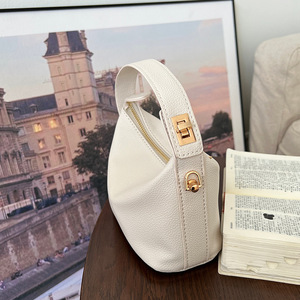 Women's Shoulder <b>Bag</b> Solid Color Zipper Closure Casual Everyday Use White And Black - Product Image 4