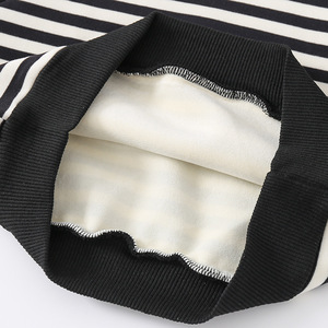 2024 collezione di abbigliamento per bambini autunno inverno Pullover in velluto a righe bianche nere con tasca a patta pantaloni Casual per bambini - Product Image 4