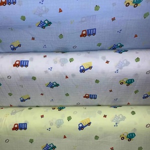 <span class=keywords><strong>Tissu</strong></span> en gaze de coton double couche peigné à petits carreaux, motif dessin animé, pour bébé, serviette à salive et à transpiration - Product Image 1