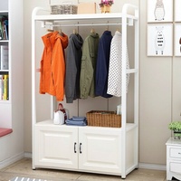 Porte-manteau moderne en bois – Meuble de maison durable et écologique