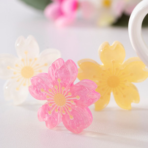Decoraciones de flores de resina Sakura para proyectos de manualidades, accesorios hechos a mano, suministros de manualidades de plástico - Product Image 3