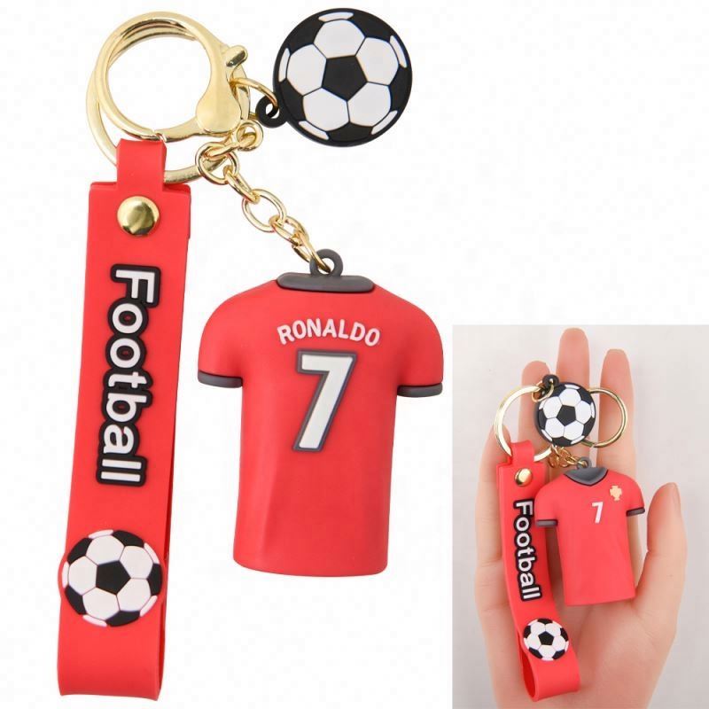 卸売カスタム3Dミニサッカーキーホルダーサッカーキーホルダー