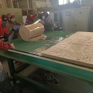 Moderno rollo <span class=keywords><strong>de</strong></span> aislamiento <span class=keywords><strong>de</strong></span> <span class=keywords><strong>lana</strong></span> <span class=keywords><strong>de</strong></span> <span class=keywords><strong>roca</strong></span> <span class=keywords><strong>de</strong></span> 50mm <span class=keywords><strong>de</strong></span> espesor aislador térmico <span class=keywords><strong>de</strong></span> fibra <span class=keywords><strong>de</strong></span> basalto absorbente <span class=keywords><strong>de</strong></span> sonido para aplicación exterior - Product Image 6