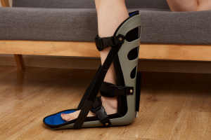 Férula Nocturna Ajustable Kangda de 25 Años para Podología y Fascitis Plantar - Product Image 3