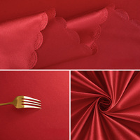 Nappe de table carrée en polyester, épaisse, unie, personnalisable, moderne, pour conférences, hôtels, restaurants, expositions, activités, bureaux et stands.