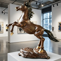 Sculpture équine en bronze sur mesure - Forme de cheval de fer puissant, entièrement personnalisée, sculpture en bronze