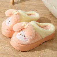 Produit très vendu Pantoufles mignonnes Pantoufles avec animaux pour enfants Pantoufles en peluche pour la famille