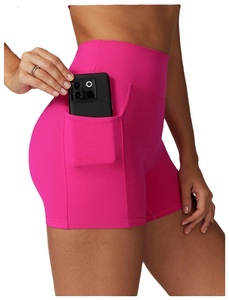 Logo personnalisé taille haute Scrunch fesses Yoga Legging court femmes course à pied Gym Sport porter poches Shorts dames Fitness Yoga Shorts - Product Image 5