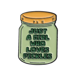 Vendita calda all'ingrosso cartone animato cinese capodanno sottaceti amanti amore pace e smalto morbido distintivo Logo personalizzato lettera - Product Image 6