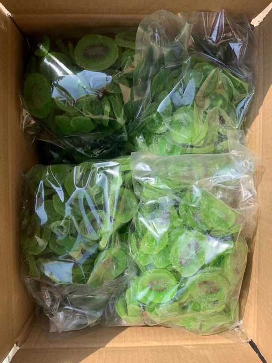 High quality certificated Sweet Dried Kiwi fruit Dried Green Kiwi