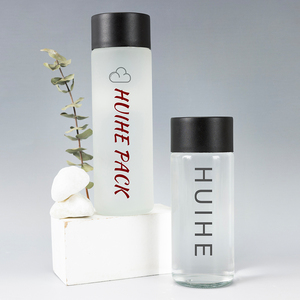 Bouteille en verre de 300ml 350ml 390ml 400ml arrondie transparente avec logo imprimé <span class=keywords><strong>Voss</strong></span> Still Water Drink avec couvercle à vis en PP noir argenté - Product Image 6