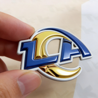 Badges 3D personnalisés en PVC thermocollant, patchs TPU dorés, étiquettes de marque pour vêtements de sport, décoration de vêtements sur mesure