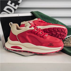 Chaussures pour hommes 2026 Nouveau style Baskets basses à semelle souple et respirante en PU, tendance et à la mode pour les activités décontractées et sportives - Product Image 5