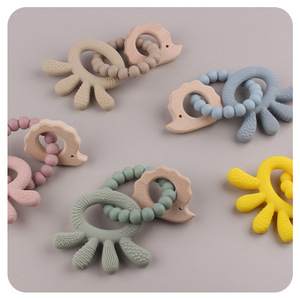 Silicone anello <span class=keywords><strong>massaggiagengive</strong></span> in legno a forma di riccio giocattolo per dentizione sensoriale BPA Free Silicone per masticare <span class=keywords><strong>massaggiagengive</strong></span> - Product Image 2