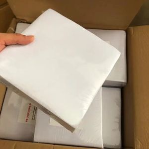 Estabilizador rasgado de bordado a mano Papel rasgado de bordado a mano El poliéster se puede suministrar con bobina y hoja 60g Poliéster rasgado a mano - Product Image 1