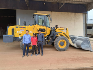 Changlin, fabricant OEM, petit tracteur, chargeuse sur pneus 97 kW, chargeuse frontale de 3 tonnes, excavatrice - Product Image 3