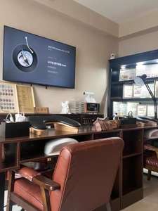 Nail Art Table Nail Salon Dedicado con <span class=keywords><strong>mesa</strong></span> <span class=keywords><strong>de</strong></span> aspiradora Individual Doble <span class=keywords><strong>Manicurista</strong></span> Banco <span class=keywords><strong>DE</strong></span> TRABAJO Juego <span class=keywords><strong>de</strong></span> <span class=keywords><strong>mesa</strong></span> y silla - Product Image 2