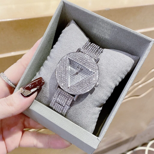 <span class=keywords><strong>Reloj</strong></span> Elegante para Mujer <span class=keywords><strong>GUESS</strong></span> GW0512L1, Esfera Plateada de 36 mm, Caja de Acero Inoxidable, Cronógrafo de Cuarzo, Correa de 16 mm, Pantalla con Agujas, Diseño Moderno - Product Image 3