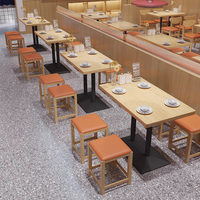 Combinaison Table et Chaises 4 Personnes Personnalisée, Style Moderne Minimaliste, en Bois Massif et Métal, pour Restaurant, Poisson Grillé, Crêperie, Café, Laiterie