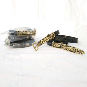 Ceinture en cuir médiéval en noir pour femme, ceinturon médiéval, avec rosaces en laiton - Product Image 6