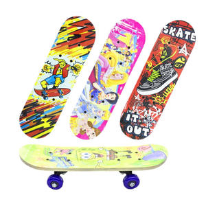 Patineta de Bob Esponja de 43 cm, Antideslizante, Juguete para Niños, Estilo Moderno - Product Image 5