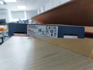 Placa Base Universal Fanuc IC695CHS012-HB de 12 Ranuras para PLC, Acero Inoxidable, Automatización IC695CHS012-HB - Product Image 2