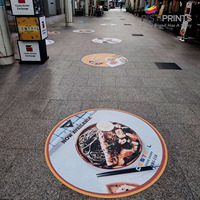 Autocollants en vinyle antidérapants personnalisés pour sols, grande taille, autocollants adhésifs avec impression UV imperméable pour graphiques au sol