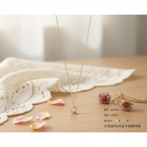 Collana con Ciondolo a Forma di Diamante Q in Acciaio Inossidabile, Charm con Lettera Q da 6mm, Gioielleria Raffinata - Product Image 2