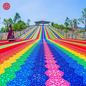 Nouvelle Glissade Arc-en-ciel en Plastique pour l'extérieur, Glissade Sèche Colorée pour Parc d'Attractions et d'Aventure - Vente Flash - Product Image 4