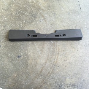 ขายึดป้ายทะเบียนกันชนหน้าโตโยต้า CT200 5211476020 ABS ระยะห่างรู 200 มม. - Product Image 2