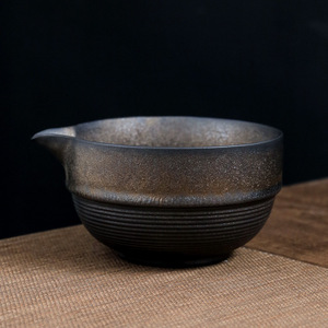 Cuenco de <span class=keywords><strong>Matcha</strong></span> de Cerámica Negro Mate <span class=keywords><strong>con</strong></span> Boquilla Vertedora 480ml, Chawan de Gres Rústico para Té <span class=keywords><strong>Matcha</strong></span> en Stock, Set de Cuencos para Té <span class=keywords><strong>Matcha</strong></span> - Product Image 4