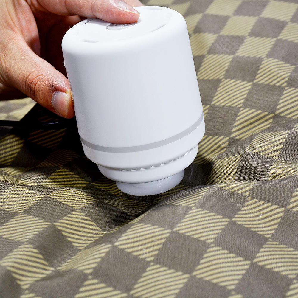 Outil de pompage blanc