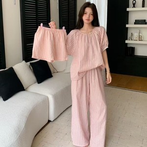 เสื้อผ้าฝ้ายสองชั้นลายทางสีตัดกันสไตล์<span class=keywords><strong>ญี่ปุ่น</strong></span> ระบายอากาศได้ดี ชุดสามชิ้น สำหรับฤดูร้อน ดีไซน์สดใส คอกลม - Product Image 1