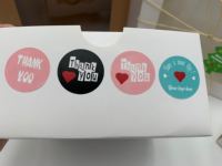 Bon marché Emballage en carton de boulangerie d'anniversaire imprimé de qualité alimentaire Boîte à gâteau en papier avec plateau de base
