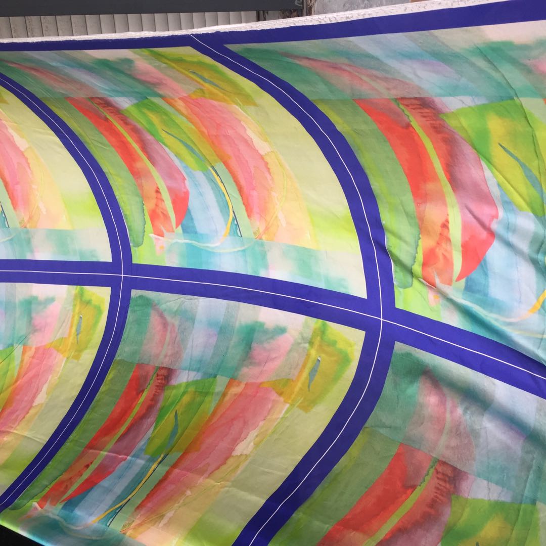 100% Шелковая Dgitial печать небольшое количество можно взять