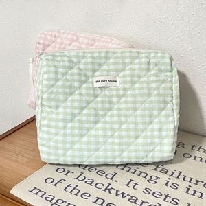 Hot Sale Pink Green Checkered Makeup Bag Large Capacity Plaid Cosmetics Travel <b>Storage</b> Bags With Zipper - Product Image 6