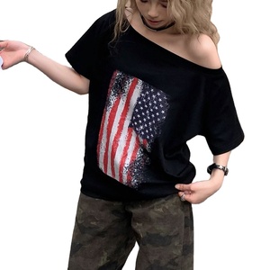 Bandiera USA personalizzata stampata sulla spalla a manica corta Casual con scollo a baracca in cotone ampio Western <span class=keywords><strong>T</strong></span>-<span class=keywords><strong>Shirt</strong></span> patriottica da <span class=keywords><strong>donna</strong></span> - Product Image 3