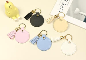 Llavero de Cuero de Lujo con Forma de Corazón, Llaveros Personalizados con Logotipo, Accesorios con Forma de Corazón, Anillo para Llaves de Coche, Colgante para Bolso, Llavero de Cuero PU con Borla - Product Image 5