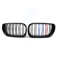 Grille Facelift 3 couleurs M Styling Double Line Kidney Design en matériau ABS durable pour BMW Série 3 E46 2002-2004