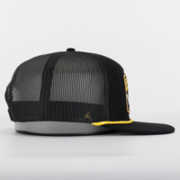 Sombrero Snapback de 5 paneles negro sólido personalizado directo de fábrica, ala plana, gorra tipo malla de alta calidad, diseño de gamuza de algodón y nailon