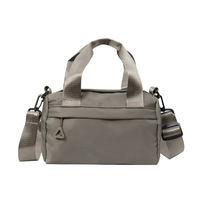 Sac à main minimaliste tendance été pour femmes, sac à main décontracté pour les trajets quotidiens, petit sac carré à bandoulière.