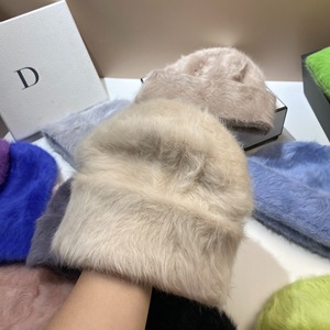 Bonnet Long Personnalisable <span class=keywords><strong>en</strong></span> Peluche Douce et Chaud <span class=keywords><strong>en</strong></span> <span class=keywords><strong>Fourrure</strong></span> de Lapin pour Femme, un Accessoire de Mode Idéal pour le Voyage - Product Image 3