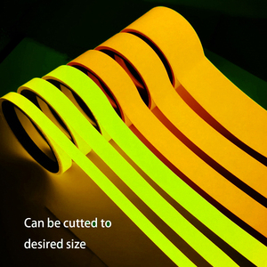 Film Luminescent Autocollant Photoluminescent Vinyle Réfléchissant qui Brille dans le Noir Ruban Lumineux - Product Image 1