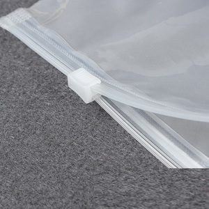 Túi nilon đóng gói quần áo có khóa kéo, mờ, tùy chỉnh, in logo - Product Image 6