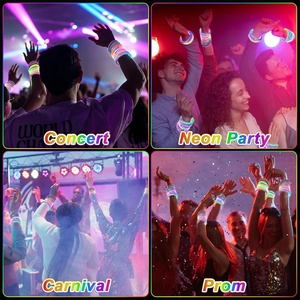 Acrylique LED Bracelet lumineux Festival de musique <span class=keywords><strong>Activités</strong></span> de plein air Acclamations <span class=keywords><strong>Halloween</strong></span> Noël Carnaval Anniversaire Accessoires de mariage - Product Image 4