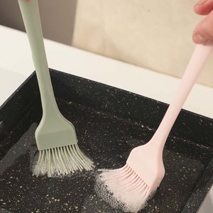 Silicone Baking Brush Heat Resistant Kitchen Pastry Tool For BBQ Pancake Food Grade Dishwasher Safe - Product Image 2