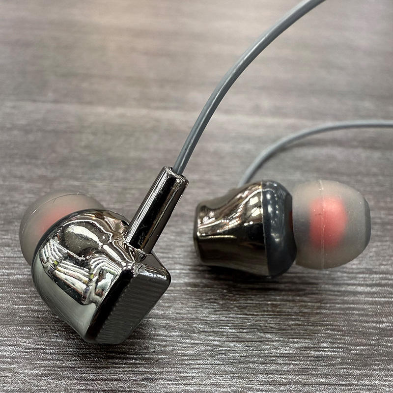 Wholesale Bulk Earphones OEM/ODM Custom Logo Wired Options