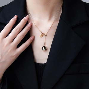 Collar de Borlas de Acero Inoxidable Chapado en Oro de 18K Estilo Europeo-Americano para Mujer, Cadena Sencilla Personalizada para Clavícula, Ideal para Bodas y Fiestas - Product Image 3